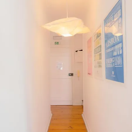 Bright 2br Alfama W/ Ac | By Airnest *