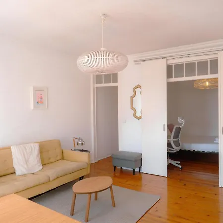 Bright 2br Alfama W/ Ac | By Airnest Apartamento Lisboa