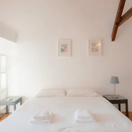 Bright 2br Alfama W/ Ac | By Airnest Lisboa