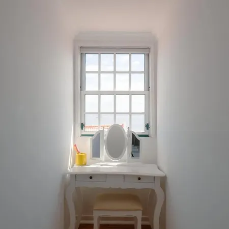 Bright 2br Alfama W/ Ac | By Airnest Lejlighed Lisboa