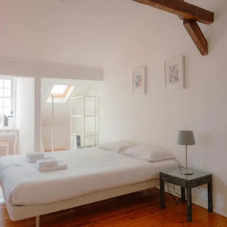 Bright 2br Alfama W/ Ac | By Airnest *